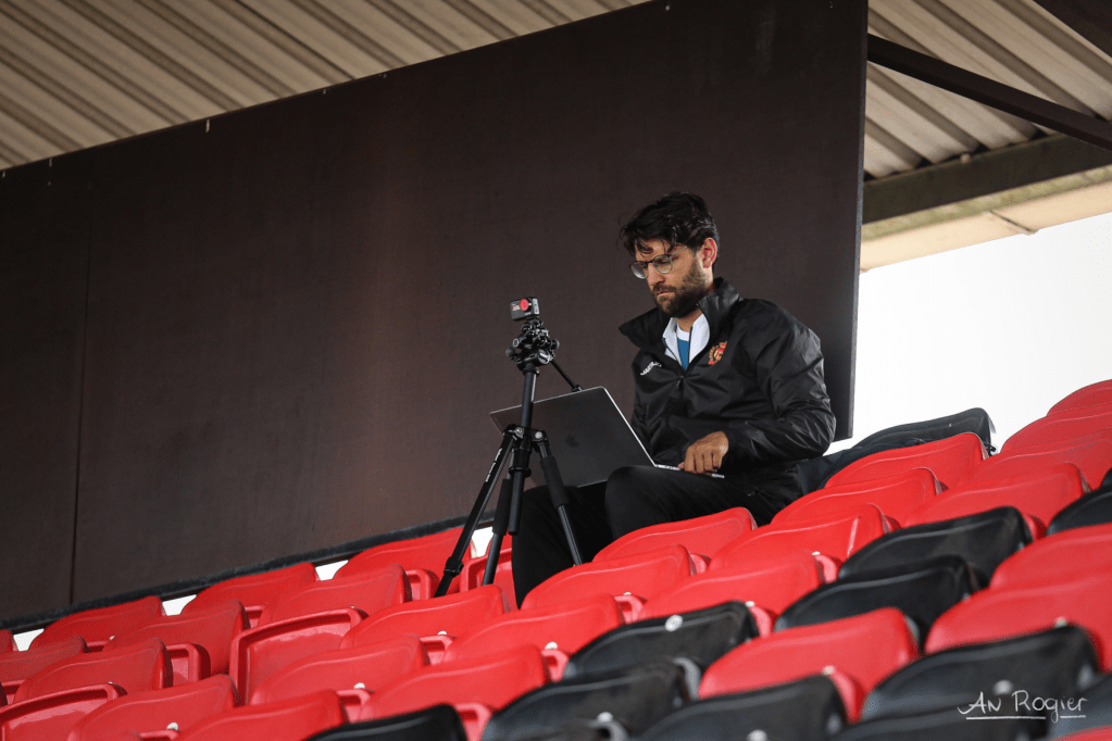 Op zoek naar patronen in de chaos: het voetballeven van video-analist Jan&nbsp;Boden